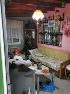 Самостоятелна къща в крайбрежната зона на Имеро
