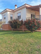 Мезонет в Кангелес Маронея