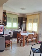 Мезонет в Кангелес Маронея