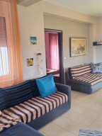 Мезонет в Кангелес Маронея