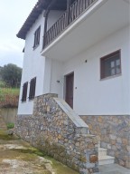 Вила в Маронея