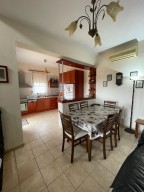 Самостоятелни къщи в Алмирос Родопис