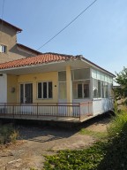 Самостоятелни къщи в Айгирос Родопи