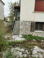 Двуетажна къща в Порто Лагос.