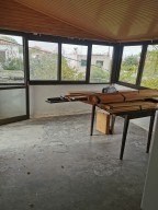 Двуетажна къща в Порто Лагос.