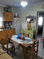 Самостоятелна къща в крайбрежната зона на Имеро