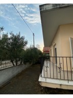 Самостоятелни къщи в Айгирос Родопи