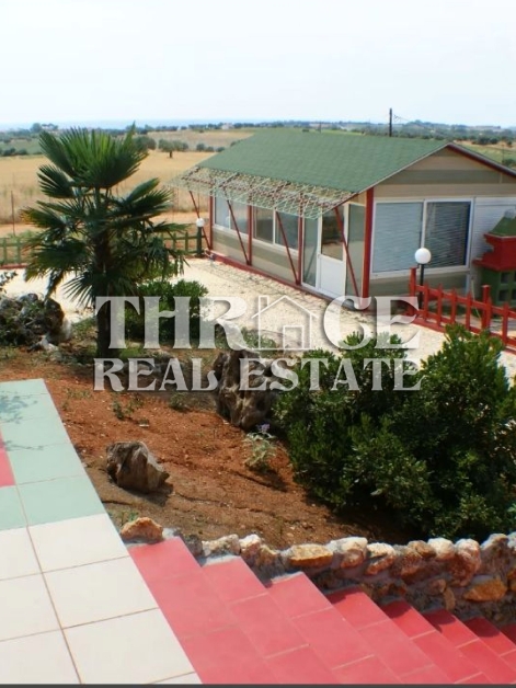 Луксозна вила в Маронея