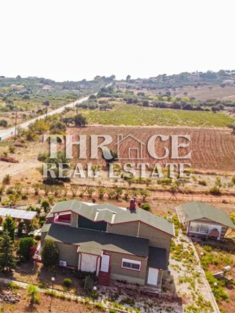 Луксозна вила в Маронея