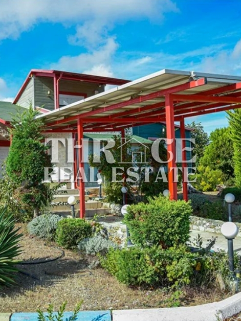 Луксозна вила в Маронея