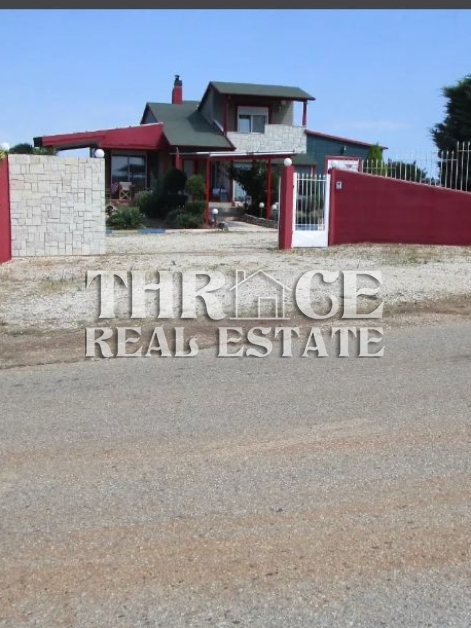 Луксозна вила в Маронея