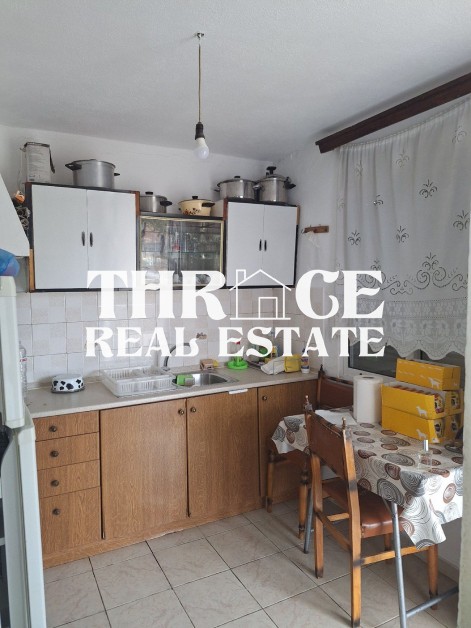 Самостоятелна къща в крайбрежната зона на Имеро