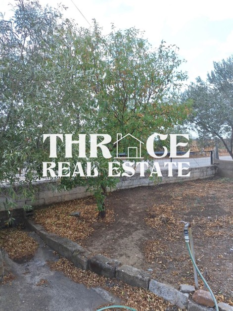 Самостоятелна къща в крайбрежната зона на Имеро