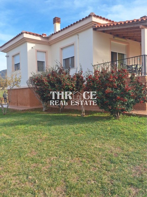 Мезонет в Кангелес Маронея