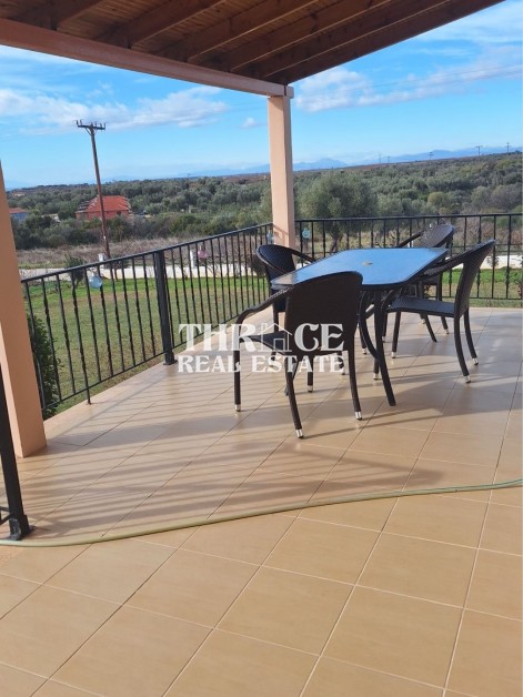 Мезонет в Кангелес Маронея