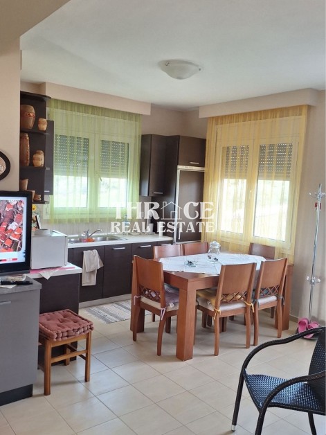 Мезонет в Кангелес Маронея