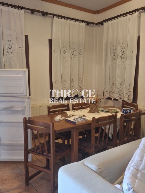 Вила в Маронея