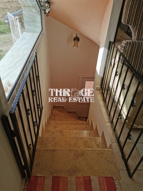 Самостоятелни къщи в Алмирос Родопис