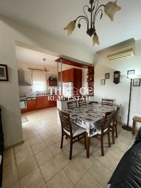 Самостоятелни къщи в Алмирос Родопис